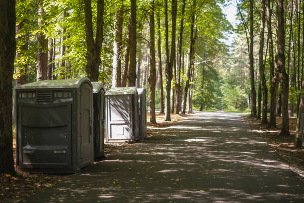 Porta potty delivery and setup in Mustang, OK